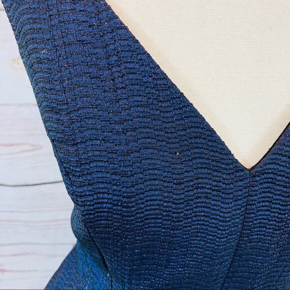 Express sparkle dress size 6 - Picture 7 of 8